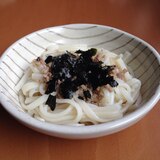 そぼろのせ冷やしうどん♪